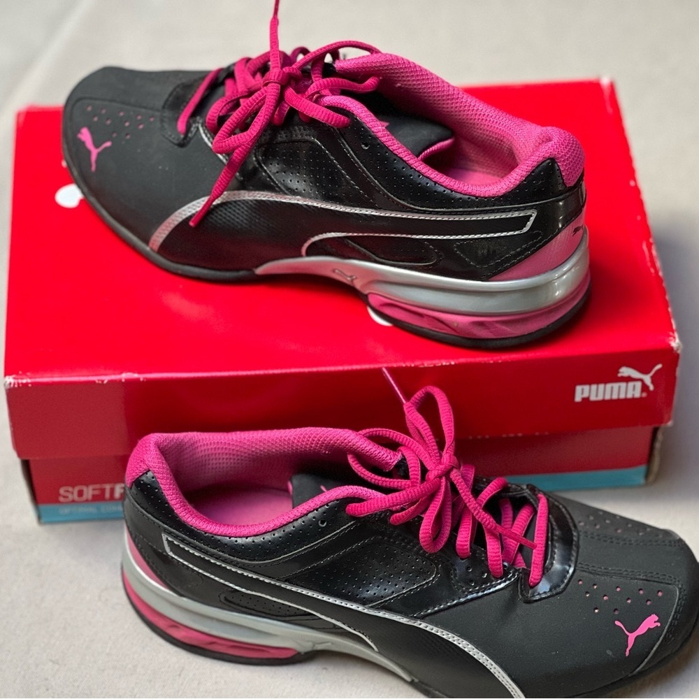 Women’s Puma walking shoes